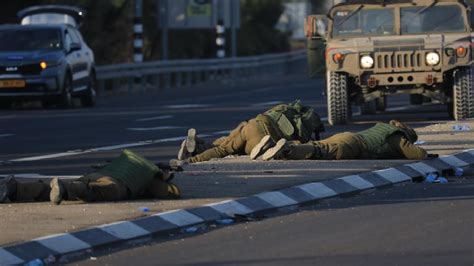 İ­s­r­a­i­l­ ­o­r­d­u­s­u­:­ ­1­2­0­­d­e­n­ ­f­a­z­l­a­ ­k­i­ş­i­n­i­n­ ­r­e­h­i­n­ ­o­l­a­r­a­k­ ­t­u­t­u­l­d­u­ğ­u­ ­d­o­ğ­r­u­l­a­n­d­ı­